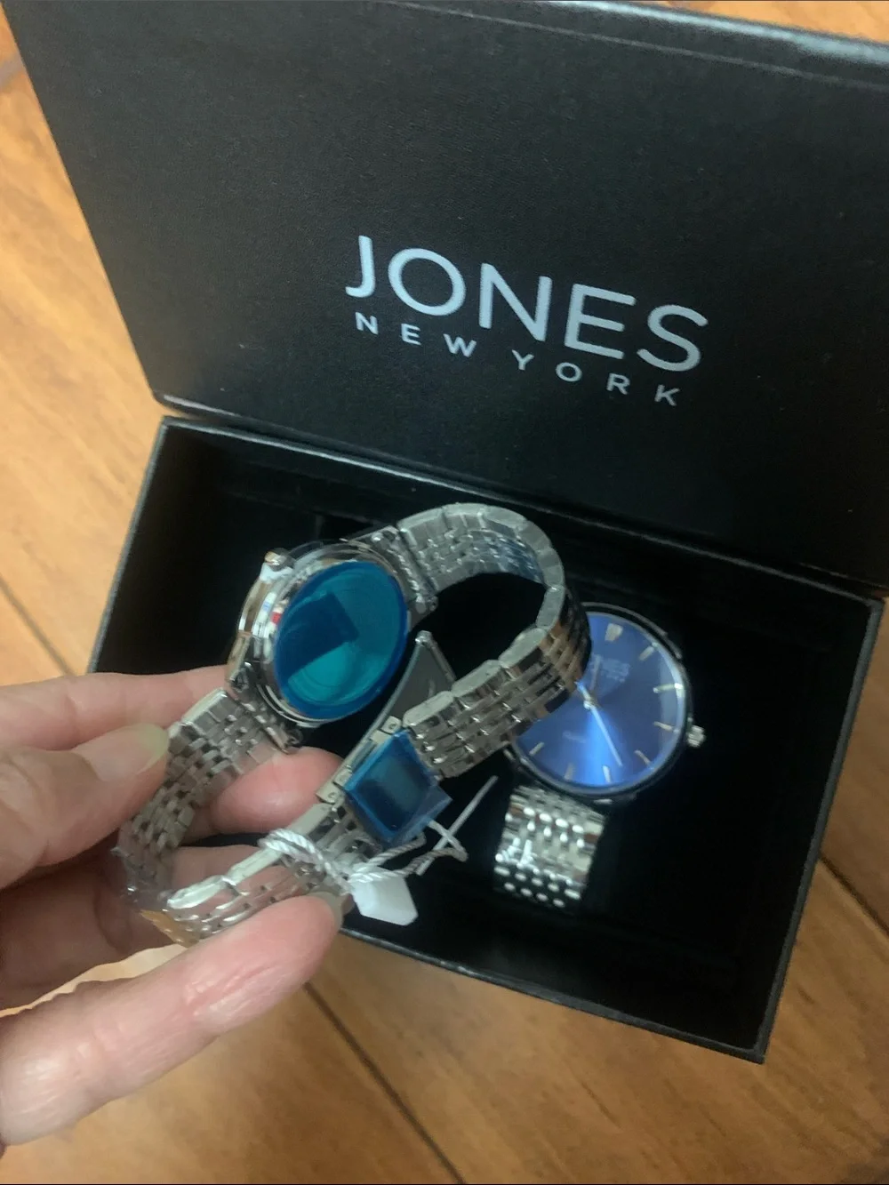 New with tag! Jones New York His & Hers Watch Set with box - need batteries